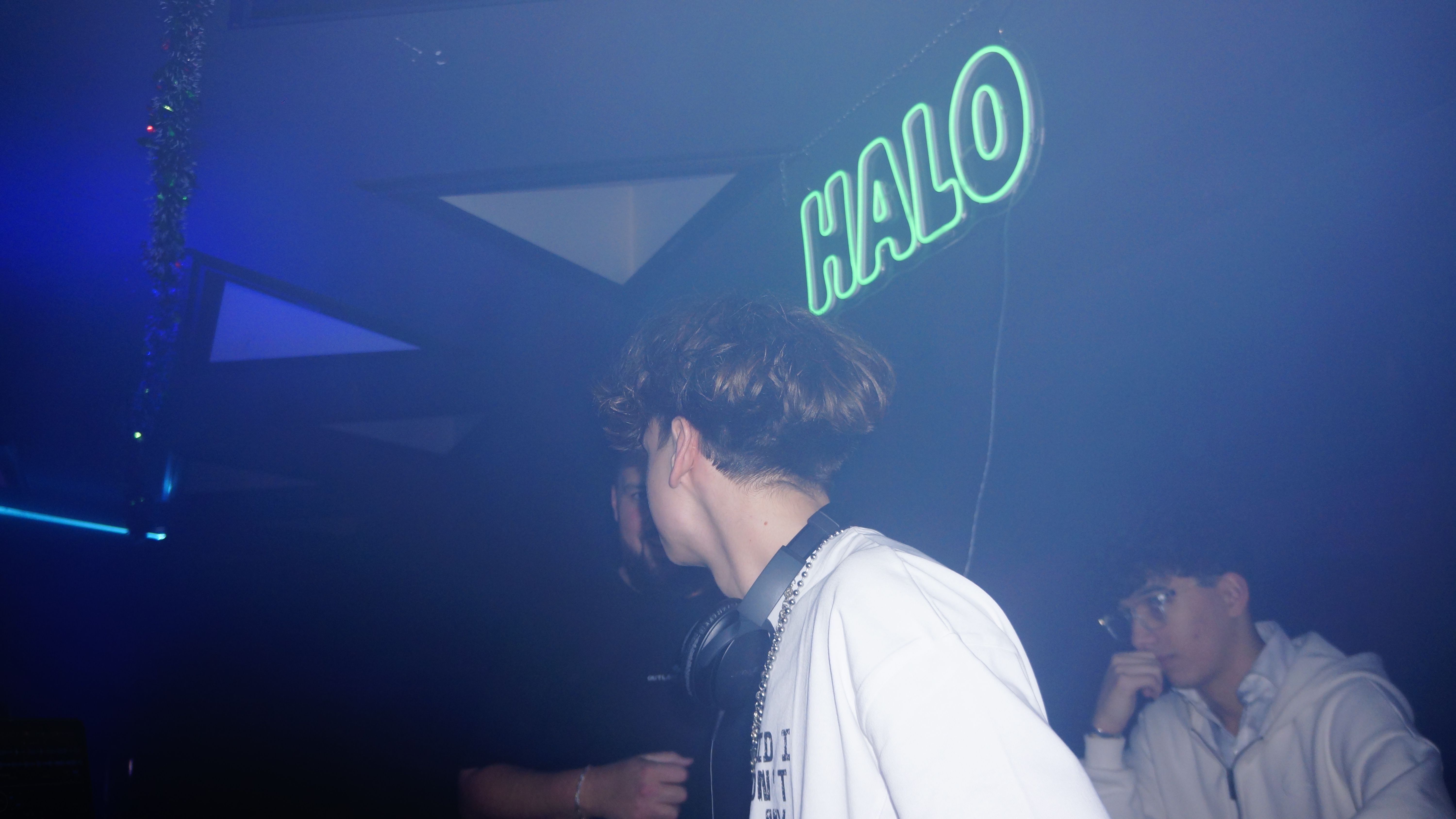 DJ PHØBIA – HALO
